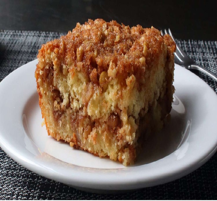 Apple Cinnamon Crumb Cake Recipe